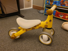 beehive giraffe balance bike